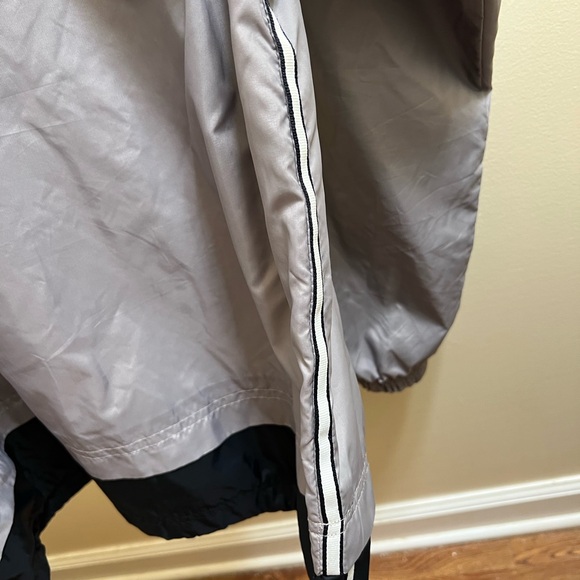 Starter Silver Windbreaker Jacket - Picture 9 of 11